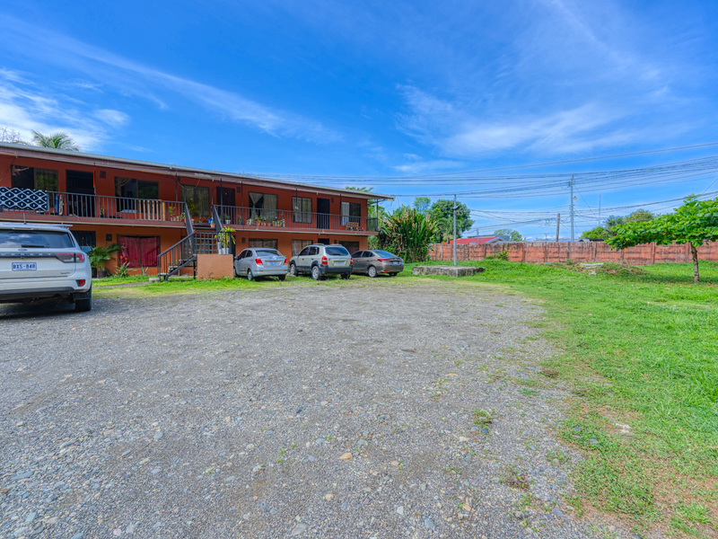 18 bed Multi Family For Sale in , 